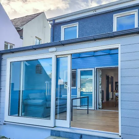 The 4 Center كينسالي