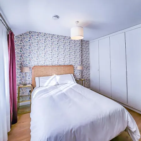 بيت للعطل The 4 Center *