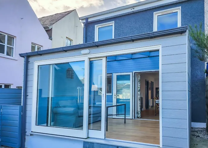 The 4 Center Kinsale